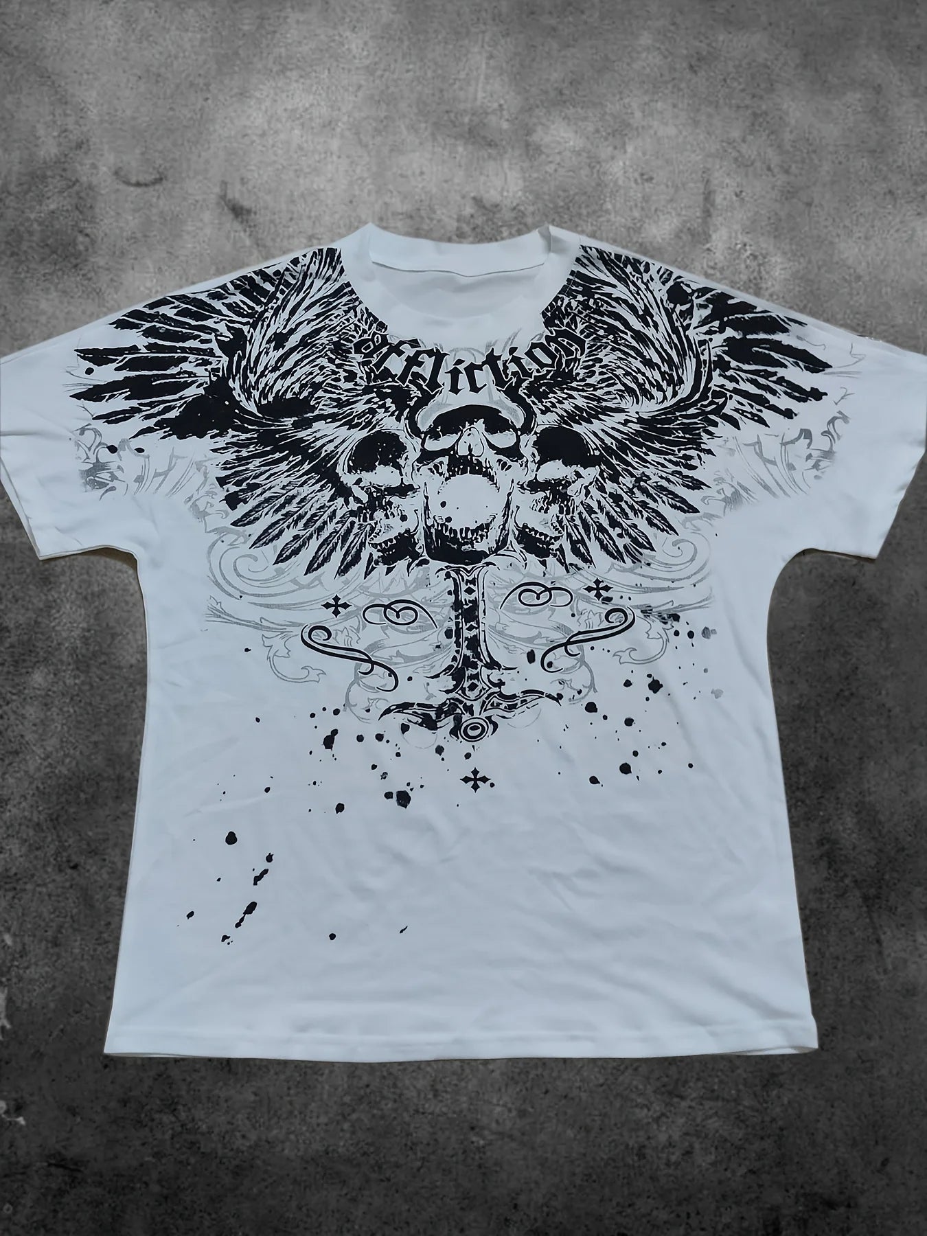 The new men's T-shirt for summer 2025 with 3D skull print is casual fashionable soft comfortable breathable and lightweight