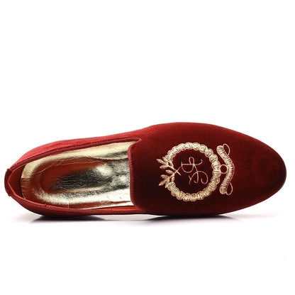 Men's Leather Shoes Velvet Embroidery Pointed Dress Shoes Men's Business Shoes Soft Soled Loafers Casual Flat Shoes