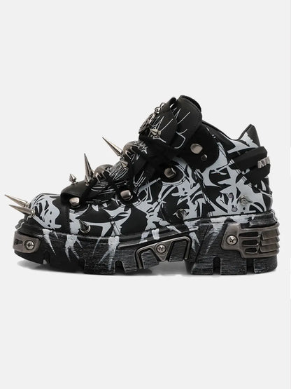 2026 New Original Design Graffiti Platform Men's and Women's Dark Rivets Rock Punk Heightening Muffin Casual Dad Shoes
