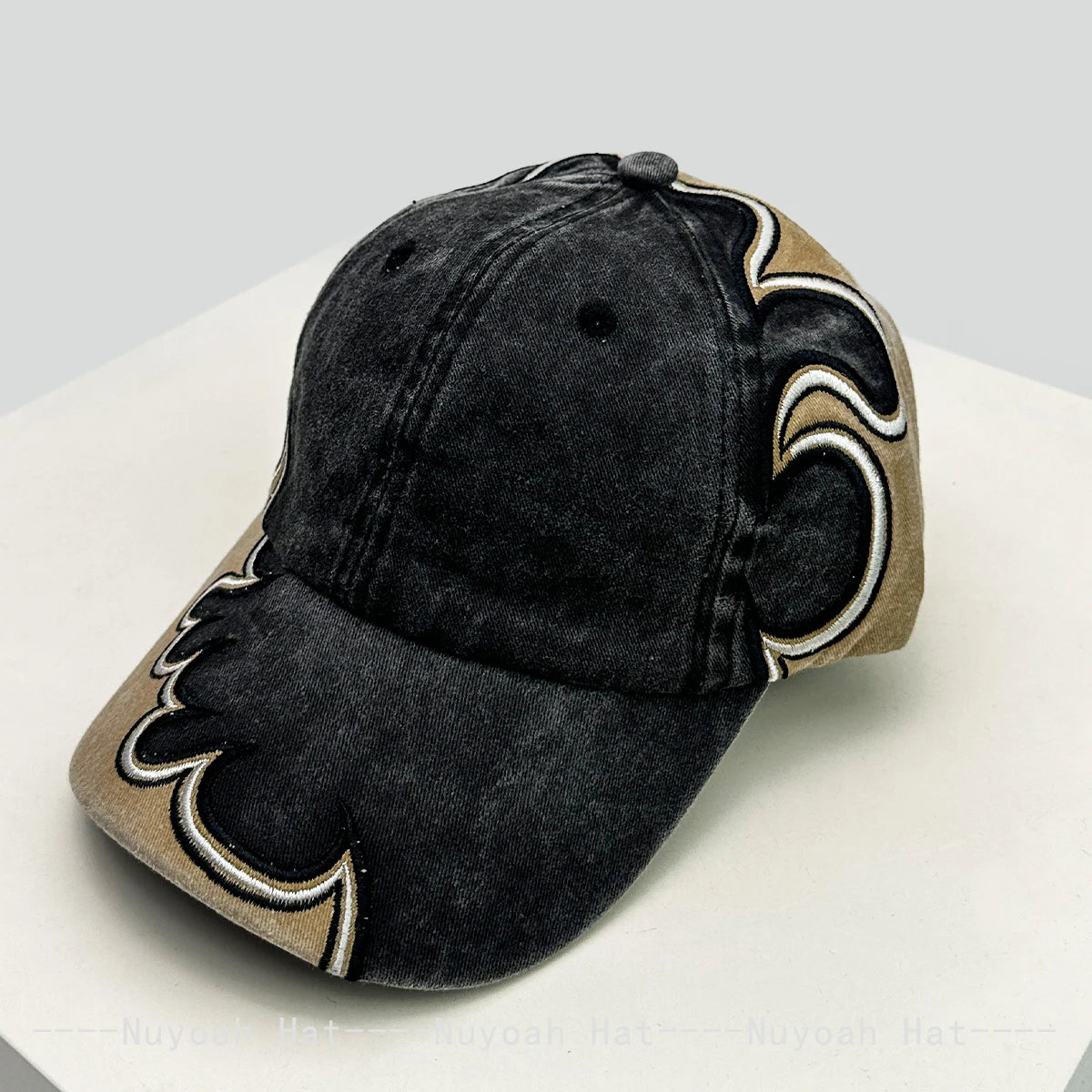 New Men Women American Street Embroidered Flame Baseball Hats Sunshade Hip Hop Versatile Personal Peaked Caps Street Fashion ins