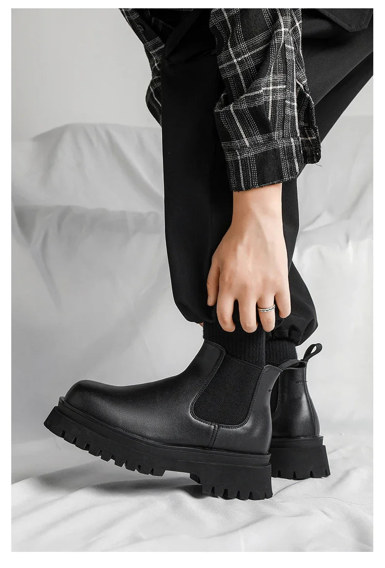 Men's Versatile Casual British Style Heightening Chelsea Boots, Paired with Trendy and Simple Ankle Boots for Outerwear.