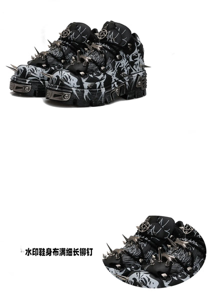 2026 New Original Design Graffiti Platform Men's and Women's Dark Rivets Rock Punk Heightening Muffin Casual Dad Shoes