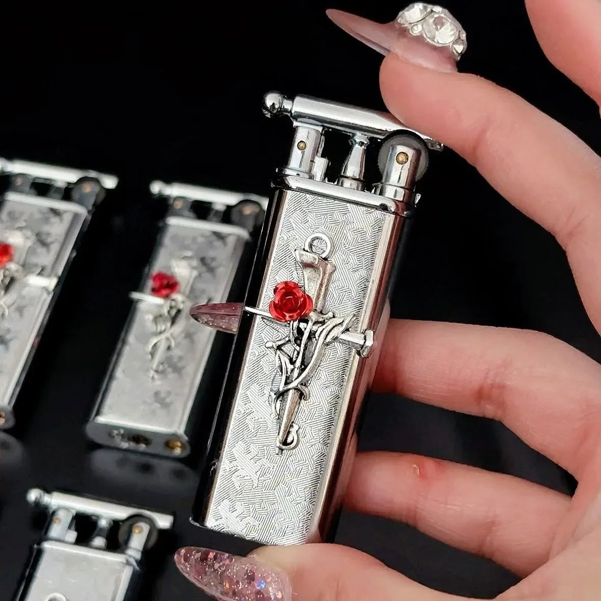 New high-end handmade retro cross outdoor lighter with metal grinding wheel and open flame portable lighter smoking gift