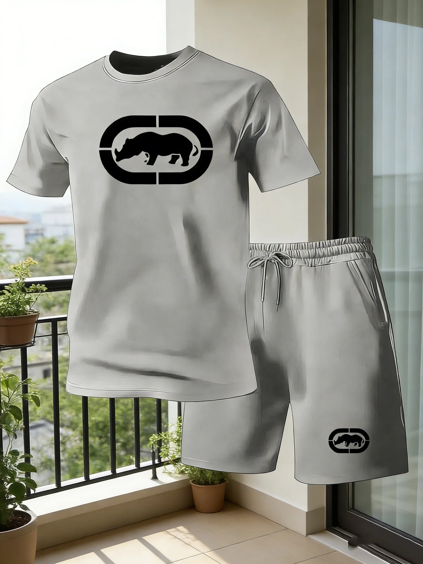 Men's summer breathable sportswear round neck short sleeved five quarter shorts lightweight and comfortable sports style set