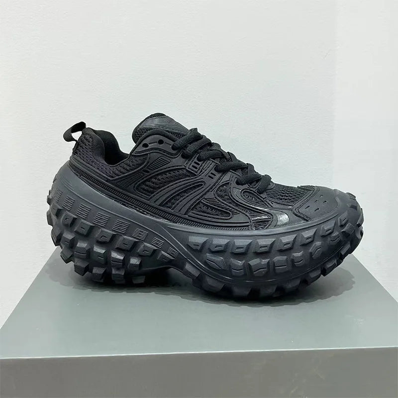 Fashion Brand Men's Or Women's Thick-soled Sports Shoes 2026 Spring New Rivet Design Couple Sports Shoes Breathable Casual Shoes