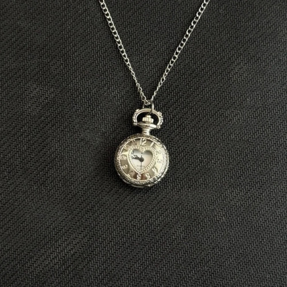 Original Hollow Heart Pocket Watch Chain keychain Design Steampunk Clock Vintage Necklace Pendant Jewelry Watch Men Women Gift