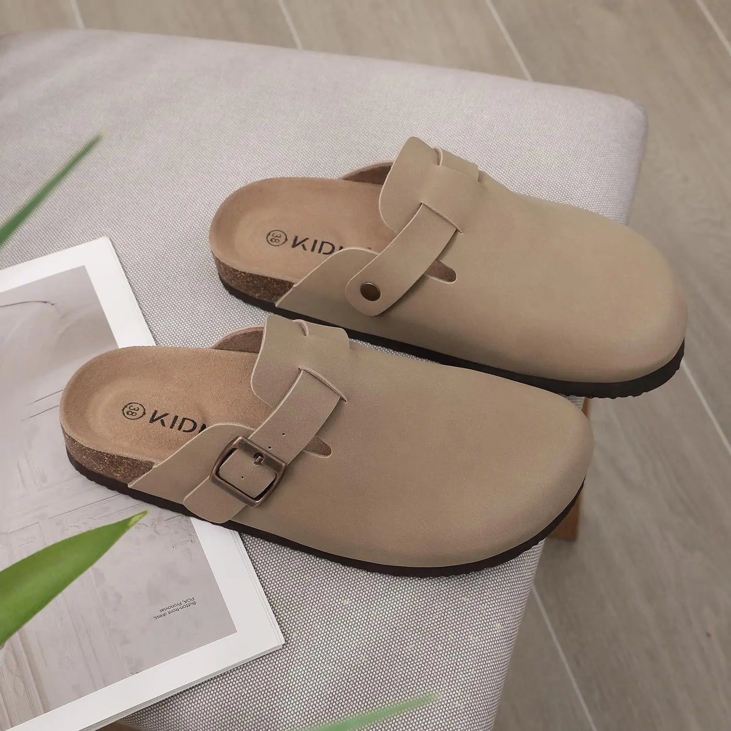 Comwarm Fashion Men Leather Sandals Summer Cork Footbed Slide Sandals Beach Sandals Unisex Brand Sandals with Adjustable Buckle