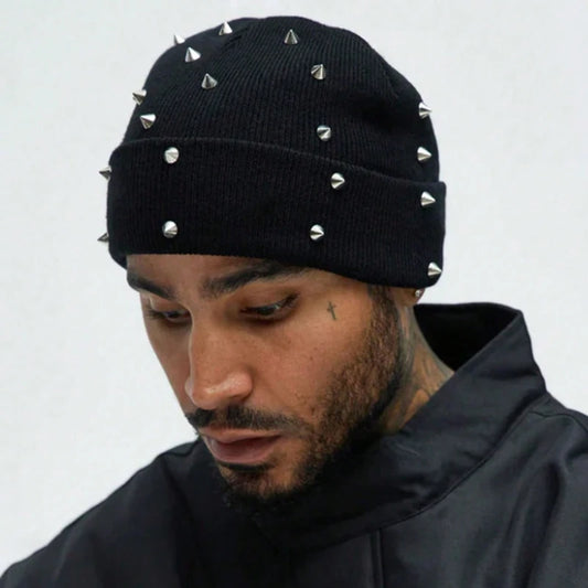 1Pc Men Punk Rivet Beanie Hat,Goth Gothic Skull Caps Winter Warm Knitted HeadCap for Men Women,Suitable for Street Daily Wear