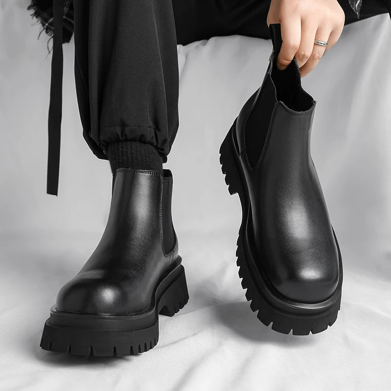 Men's Versatile Casual British Style Heightening Chelsea Boots, Paired with Trendy and Simple Ankle Boots for Outerwear.