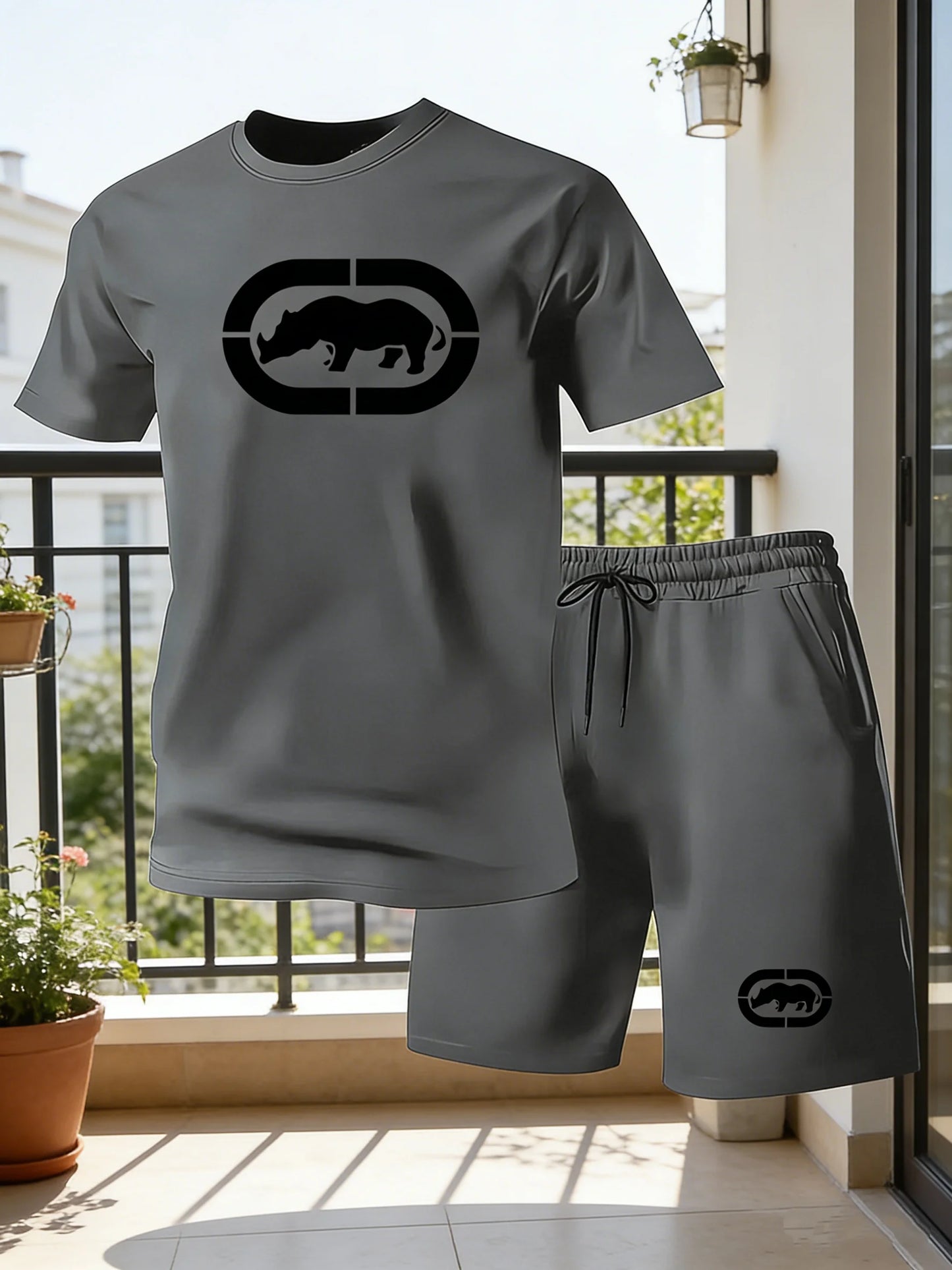 Men's summer breathable sportswear round neck short sleeved five quarter shorts lightweight and comfortable sports style set