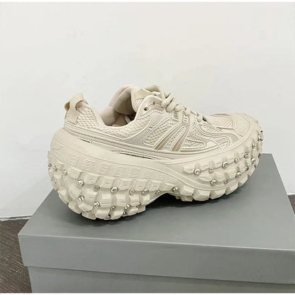 Fashion Brand Men's Or Women's Thick-soled Sports Shoes 2026 Spring New Rivet Design Couple Sports Shoes Breathable Casual Shoes