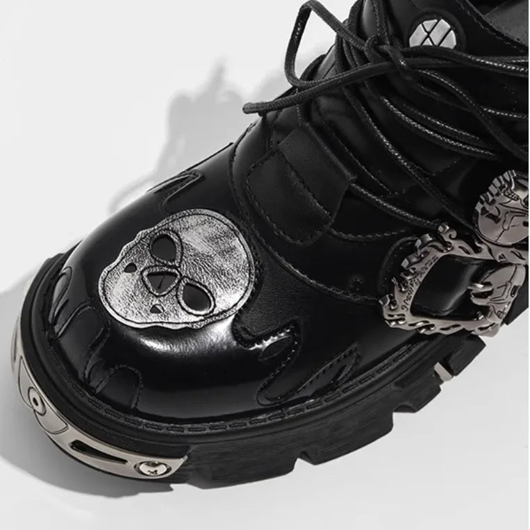 Cowhide Rock Flame Trend Carving Dark Punk Small Leather Skull Design Low-top Gothic Thick-soled Single Shoes