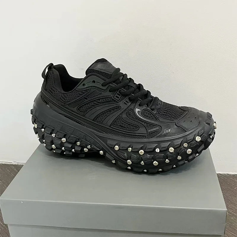 Fashion Brand Men's Or Women's Thick-soled Sports Shoes 2026 Spring New Rivet Design Couple Sports Shoes Breathable Casual Shoes
