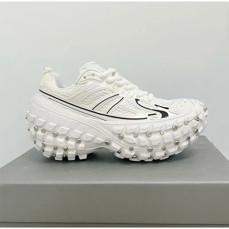 Fashion Brand Men's Or Women's Thick-soled Sports Shoes 2026 Spring New Rivet Design Couple Sports Shoes Breathable Casual Shoes