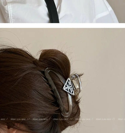 1/2pcs jelly colored injection molded clip, suitable for women's new high-end style, large board hair clip, shark clip hair clip
