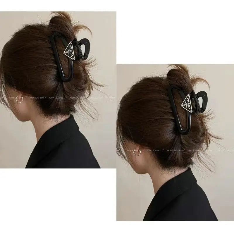 1/2pcs jelly colored injection molded clip, suitable for women's new high-end style, large board hair clip, shark clip hair clip