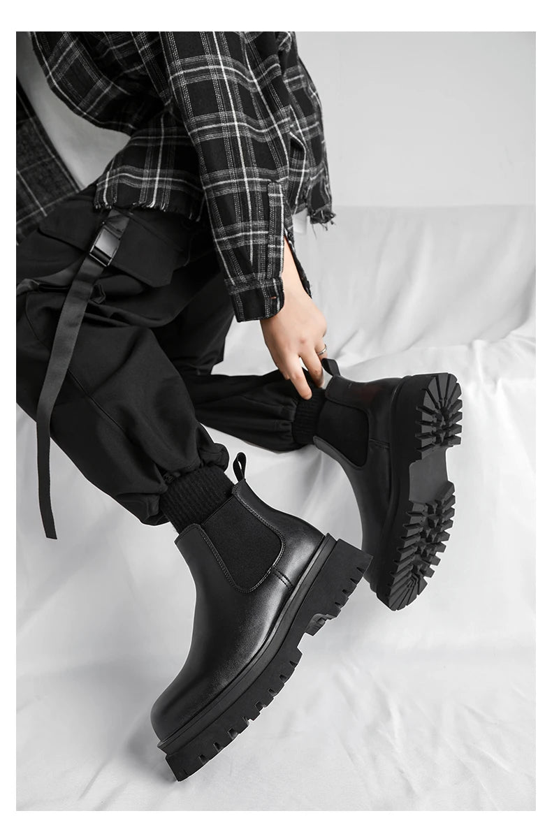 Men's Versatile Casual British Style Heightening Chelsea Boots, Paired with Trendy and Simple Ankle Boots for Outerwear.