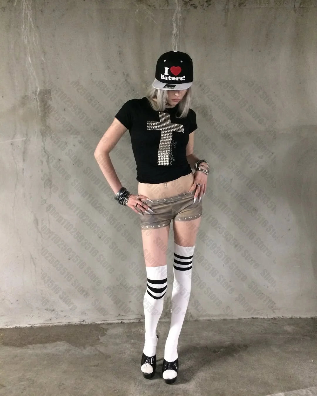 Baby Tees Y2k Kitty Women's Cropped Grunge Clothes Crop Top Women Anime Girl 90s Clothes Vintage Aesthetic Clothing Kpop Goth